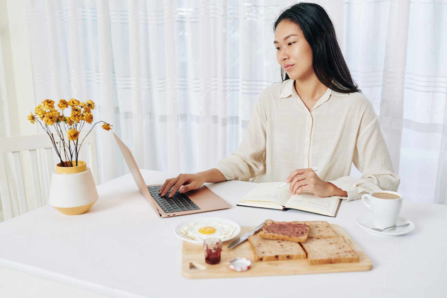เทคโนโลยี Virtual Meeting Room Customization เพื่อยกระดับประสบการณ์ประชุมออนไลน์ post thumbnail image